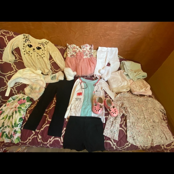 Lot of girl clothes - Picture 1 of 1